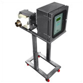 Settore salumi: Metaldetector industriale TOR-AL per controlli HACCP su impasto salumi su insaccatrice